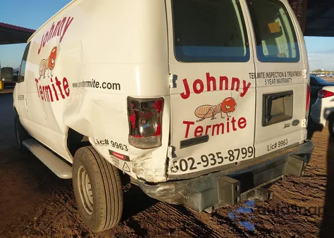 2010 Ford E-250 Commercial/Recreational z USA, uszkodzony, nr VIN 1FTNE2EW2ADA28442